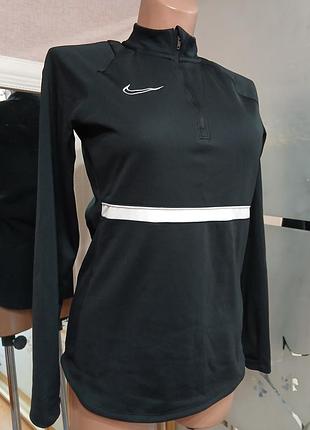 Спорт кофта на тонком флисе от бренда nike