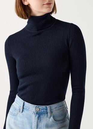 Свитер женский uniqlo гольф водолазка кофта свитер джемпер шерстяной из шерсти кофточка размер l