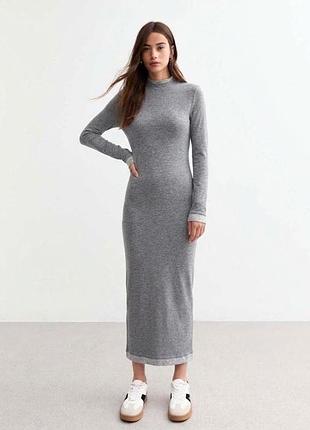 Тепленька сіра довга сукня primark
