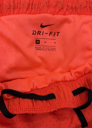 Оранжеві nike dri-fit шорти