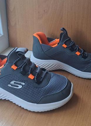 Кроссовки оригинальные skechers p28