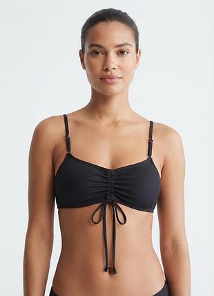 Стильный черный топ от купальника prettylittlething в рубчик eur 40