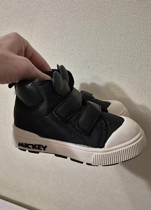 Черевики дитячі zara mickey mouse чорні 24 розмір