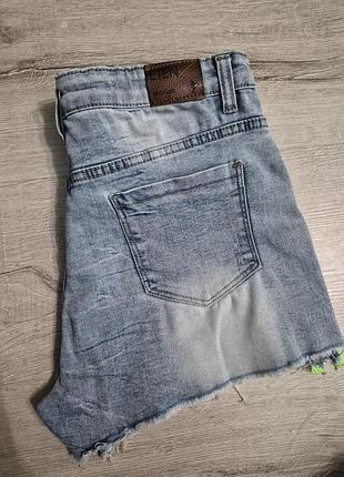 Жіночі джинсові мінішорти eten denim since 2000 з салатовими блискавками