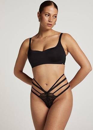 Чорні трусики стрінги hunkemöller, розмір s