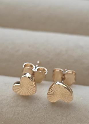 Серьги золотые 585 проба, вес 1.06, 4990 грн