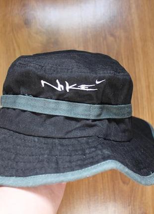 Унісекс чорна панама nike vintage 90s-00s cotton bucket hat gorpcore outdoor з фіксатором та шнурком