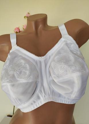 Мягкий бюстгалтер без кісточок f&f, eur 90d