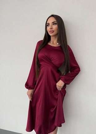 Женское платье