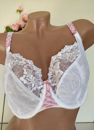 Красивий кружевний мягкий бюстгалтер на кісточках m&s, uk 34e