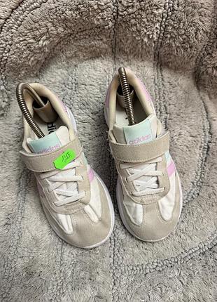 Кросівки для дівчинки adidas 32 р.,індонезія 2