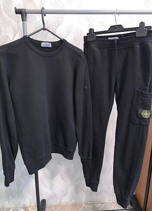Спортивный костюм stone island