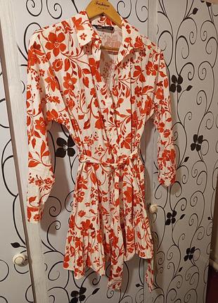 Коротке жіноче плаття-сорочка zara з квітковим принтом та поясом