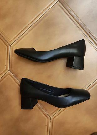 Туфлі бренду  marks&spencer 5