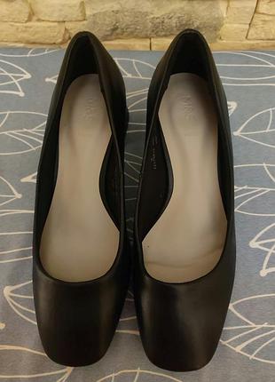 Туфлі бренду  marks&spencer 2