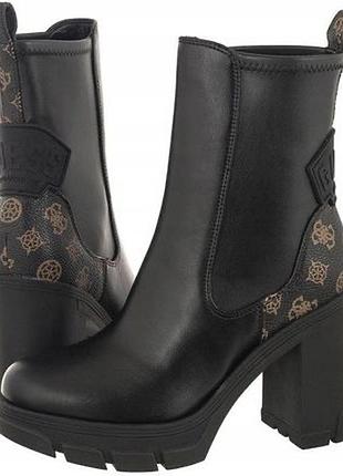 Стильні черевики guess 7