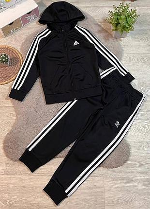 Якісний спортивний костюм від adidas оригінал