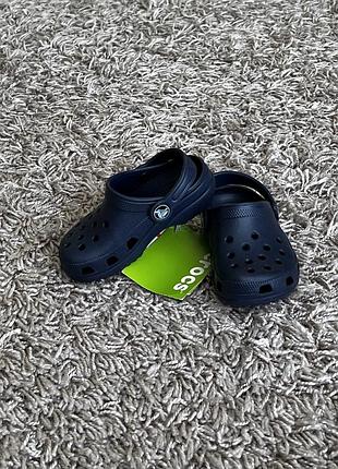 Босоніжки сандалі crocs c 6-7 розміру