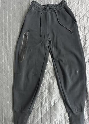 Спортивні штани nike xs