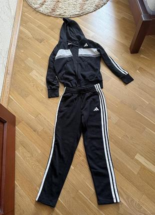 Дитячий спортивний костюм adidas чорний з капюшоном
