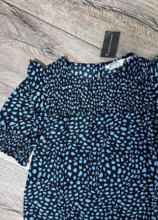 Жіноча блузка dorothy perkins petite чорна з блакитним принтом