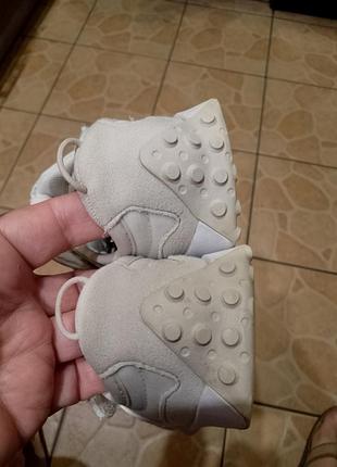 Кроссовки детские р.25. new balance 5