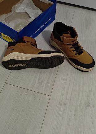 Черевики для хлопців joma мембранні бежево-руді р. 37-38