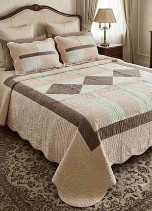 Покрывало premium comfort стёганое велюровое 230 на 250 см с наволочками