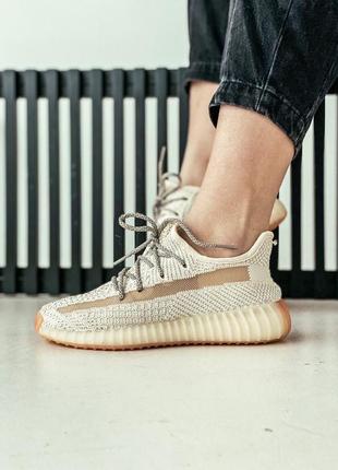 Красивейшие женские кроссовки adidas yeezy boost 350 бежевые