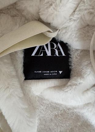 Белая теплая парка zara 10