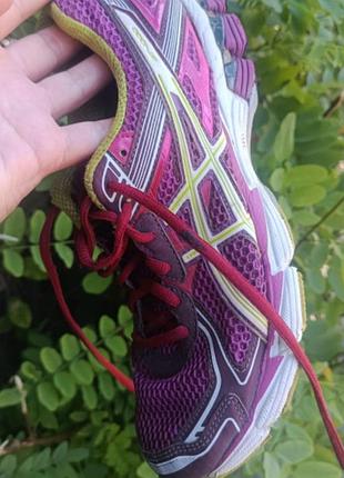 Кроссовки asics