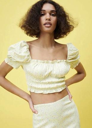 Нова жовта блуза zara s коротка блуза з рукавами ліхтариками блуза зара з принтом