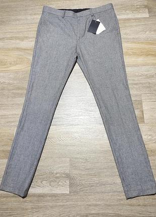 Чоловічі нові сірі штани asos, розмір по бирці — 34/34 ( super skinny), в англійському стилі.