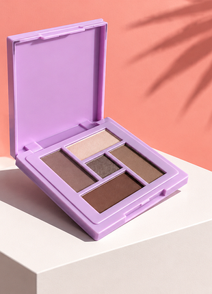 Палетка теней для век lucky chick comfort glow eyeshadow palette (весом 4,5 г / 0,16 унции)