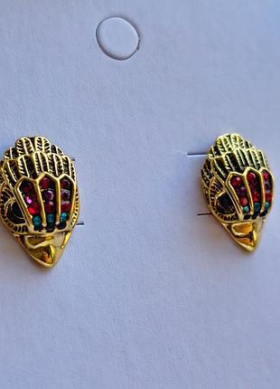 Сережки eagle head інтерпретація kurt geiger 9