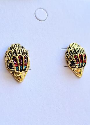 Сережки eagle head інтерпретація kurt geiger 2