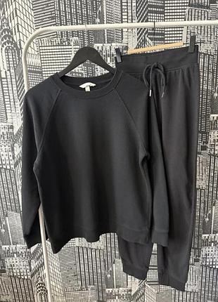 Чорний костюм жіночій h&m костюм з джогерами і світшотом h&m