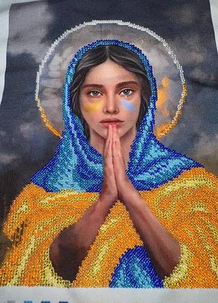Картина вишита бісером молитва за україну
