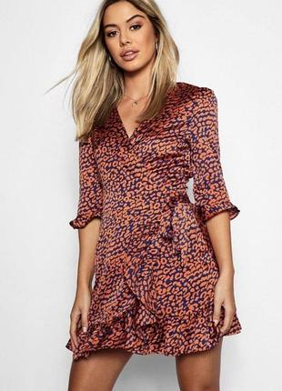 Платье новенькое boohoo на запах m-l 12р.