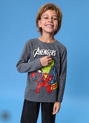 Сірий дитячий лонгслів із довгим рукавом та принтом супергероїв marvel avengers (месники)