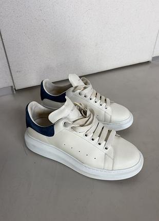 Кросівки чоловічі alexander mcqueen білі з синім 43.5 розмір