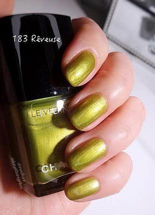 Лак для нігтів chanel le vernis 183 rêveuse