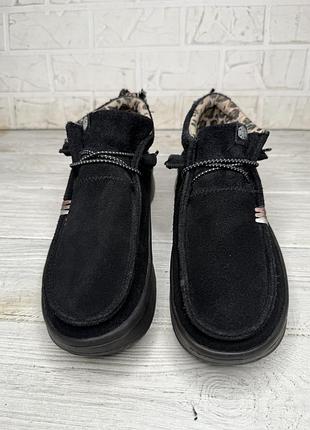 Крутые черные полуботинки hey dude wendy peak hi suede 8