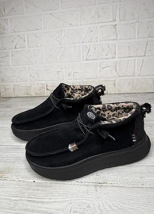 Крутые черные полуботинки hey dude wendy peak hi suede 2