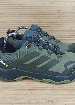 Кросівки adidas terrex gore-tex розмір 40 (25 см.)