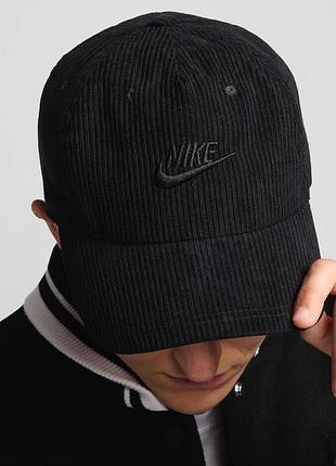 Вельветова класична кепка nike