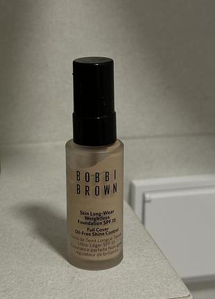 Тональна основа bobbi brown skin long-wear weightless foundation spf 15