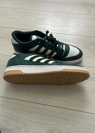 Кросівки чоловічі adidas зелено-білі з гумовою підошвою