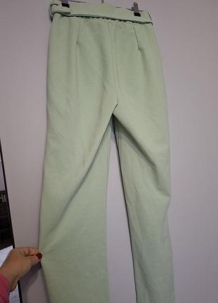 Легкий брючний костюм 9