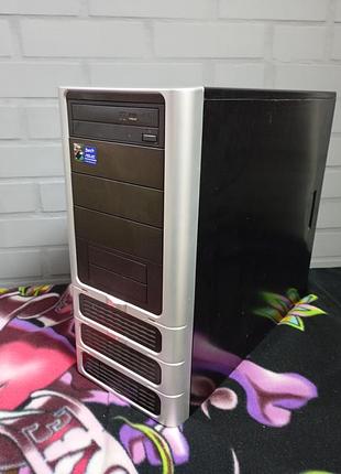 Компьтер системный блок amd fx-4100(4 ядра)/ram 8 gb/ssd120gb/hdd716gb